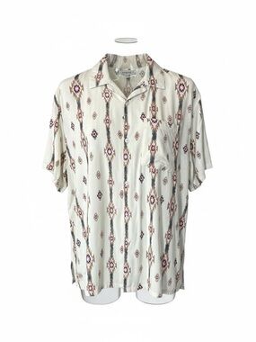 No Boundaries Cream Short-Sleeve Button Down with Pink and Gray Aztec Print